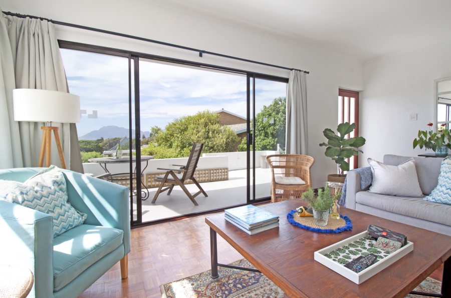 To Let 3 Bedroom Property for Rent in Kommetjie Western Cape